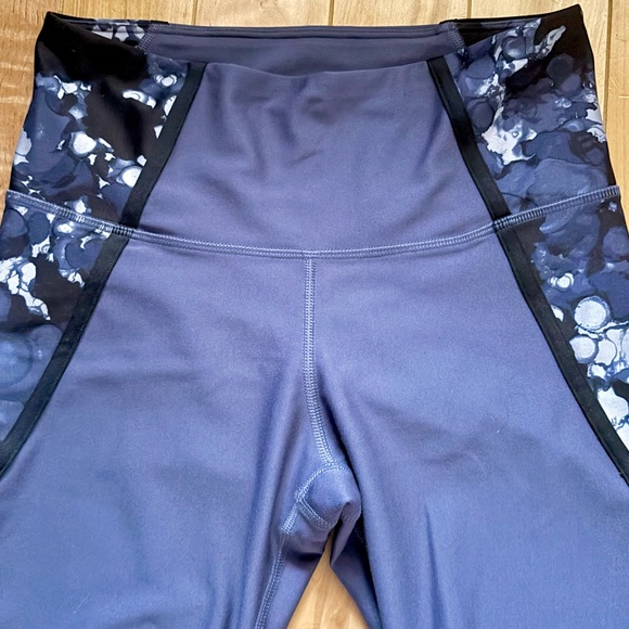 Under Armour 7/8 HeatGear Compression Leggings M - Picture 6 of 7